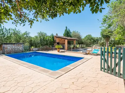 PoolOfHouse