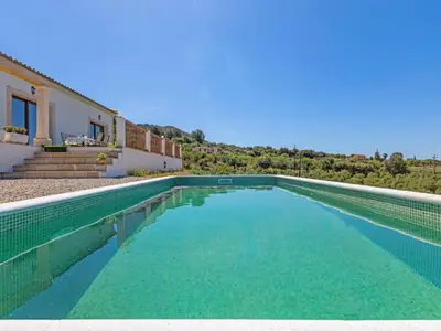 PoolOfHouse