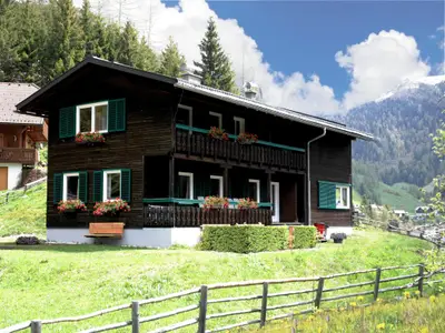 Außenseite Ferienhaus [Sommer]