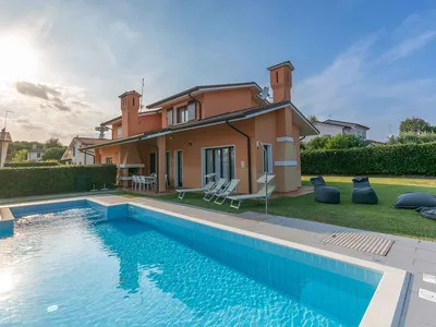 Villa für 6 Personen (100 m²) in Isola Albarella 1/10 Villa für 6 Personen (100 m²) in Isola Albarella 1/10