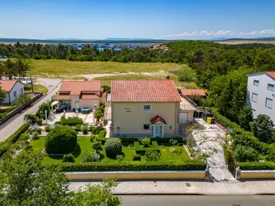 Villa für 8 Personen (172 m²) in Jadranovo 5/10