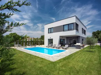 Villa für 8 Personen (258 m²) in Jadreski 5/10