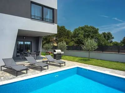 Villa für 8 Personen (258 m²) in Jadreski 6/10