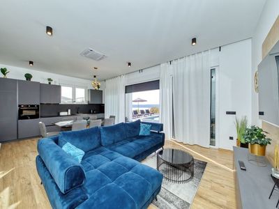 Villa für 6 Personen (225 m²) in Jasenice 2/10