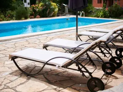 Villa für 8 Personen (264 m²) in Jehnići 5/10