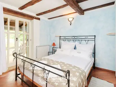 Villa für 8 Personen (264 m²) in Jehnići 3/10
