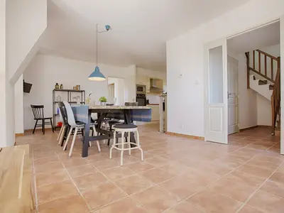 DiningRoom