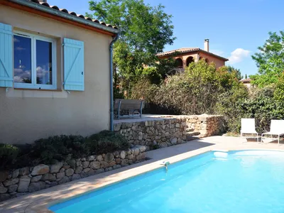 PoolOfHouse
