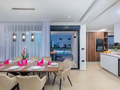 Villa für 10 Personen (180 m²) in Juršići 6/10