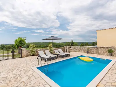 Villa für 4 Personen (120 m²) in Kanfanar 10/10