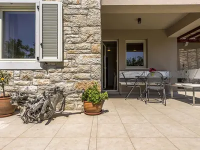 Villa für 6 Personen (171 m²) in Brajkovići 10/10