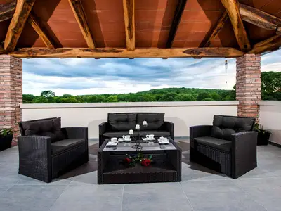 Villa für 8 Personen (320 m²) in Krmed 5/10