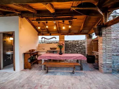 Villa für 8 Personen (320 m²) in Krmed 9/10