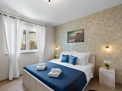 Villa für 6 Personen (150 m²) in Brajkovići 9/10