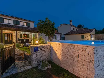 Villa für 6 Personen (100 m²) in Kanfanar 10/10