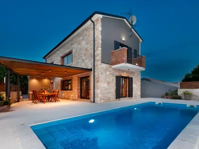 Villa für 8 Personen (200 m²) in Kanfanar 1/10