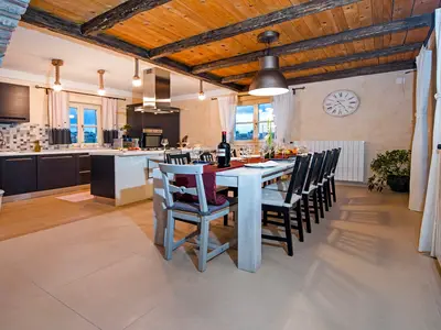 Villa für 8 Personen (320 m²) in Krmed 2/10