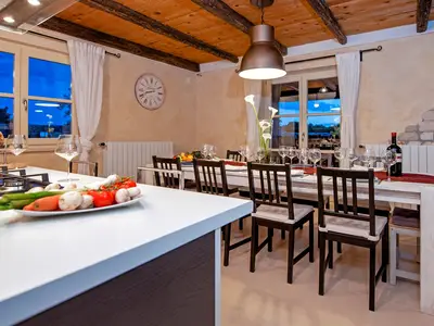 Villa für 8 Personen (320 m²) in Krmed 9/10