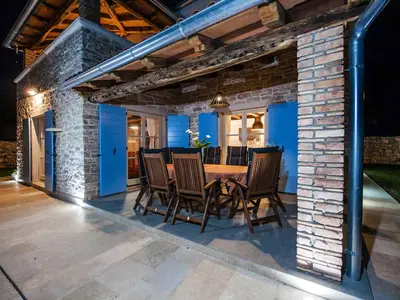 Villa für 10 Personen (320 m²) in Krmed 8/10