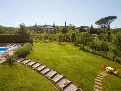 Villa für 10 Personen (450 m²) in Karojba 10/10