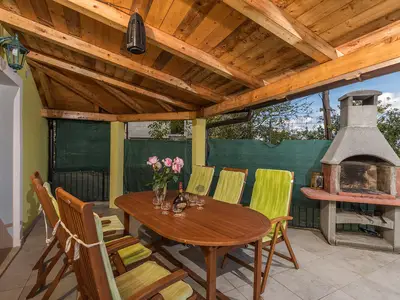 Villa für 6 Personen (105 m²) in Karojba 6/10