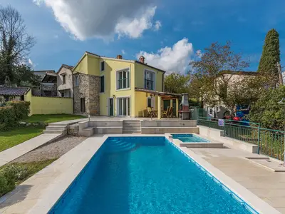 Villa für 6 Personen (105 m²) in Karojba 9/10