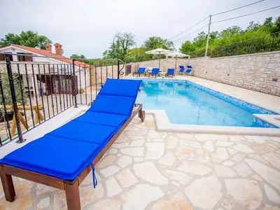 Villa für 6 Personen (90 m²) in Karojba 3/10