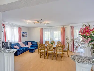 Villa für 8 Personen (121 m²) in Kaštel 9/10