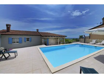 Villa für 8 Personen (120 m²) in Kaštelir 5/10
