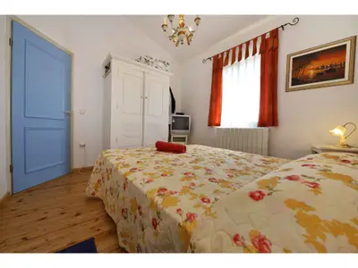 Villa für 8 Personen (120 m²) in Kaštelir 8/10