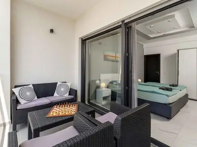 Villa für 8 Personen (161 m²) in Kaštelir 7/10