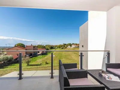 Villa für 8 Personen (161 m²) in Kaštelir 8/10