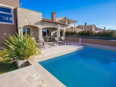 Villa für 8 Personen (157 m²) in Kaštelir 5/10