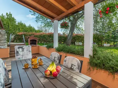 Villa für 4 Personen (112 m²) in Kaštelir 3/10