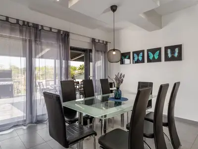 Villa für 8 Personen (161 m²) in Kaštelir 9/10