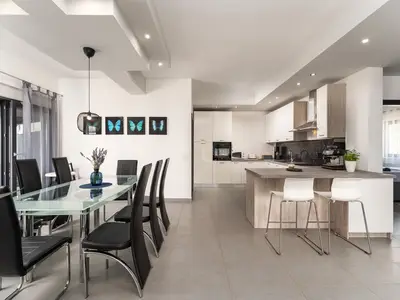 Villa für 8 Personen (161 m²) in Kaštelir 10/10