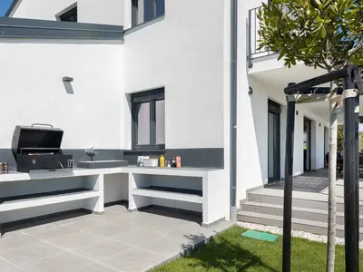 Villa für 10 Personen (320 m²) in Kavran 9/10