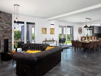 Villa für 10 Personen (320 m²) in Kavran 9/10