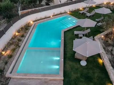 PoolOfHouse