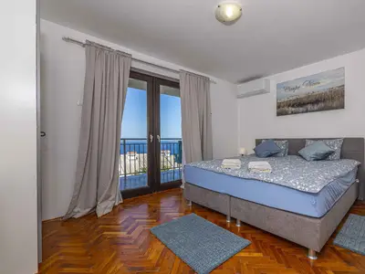 Villa für 8 Personen (150 m²) in Klenovica 10/10