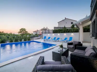 Villa für 8 Personen (180 m²) in Klimno 1/10