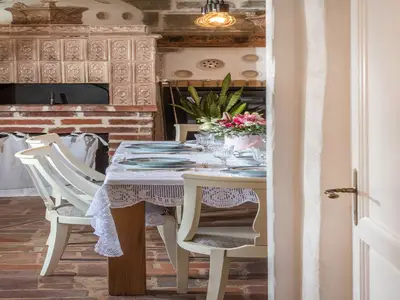 DiningRoom