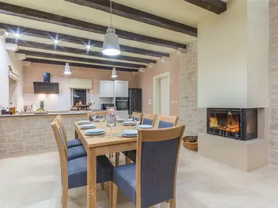 Villa für 8 Personen (280 m²) in Ključ 3/10