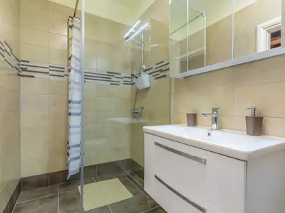 Villa für 8 Personen (280 m²) in Ključ 8/10