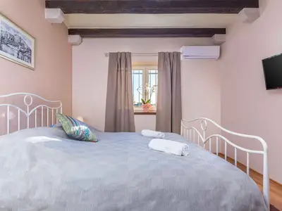 Villa für 8 Personen (280 m²) in Ključ 9/10