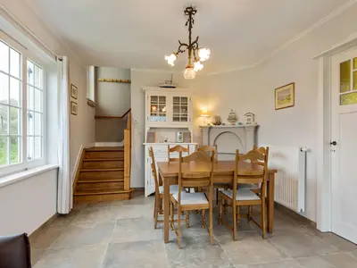 DiningRoom