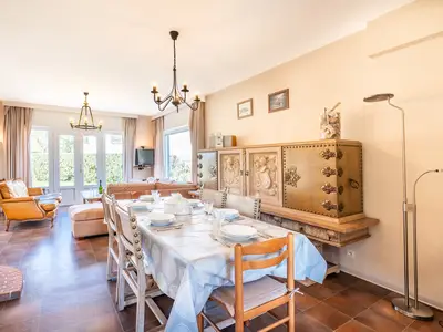 DiningRoom
