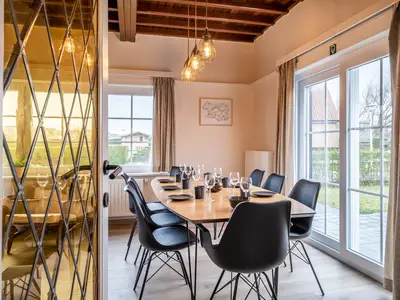 DiningRoom