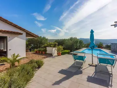 Villa für 8 Personen (110 m²) in Kornić 4/10