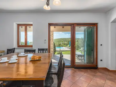 Villa für 8 Personen (235 m²) in Koromacno 10/10